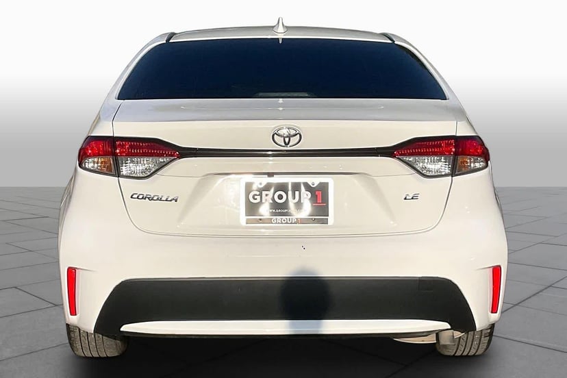 2022 Toyota Corolla - Image 3