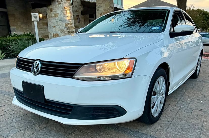 2012 Volkswagen Jetta - Image 1