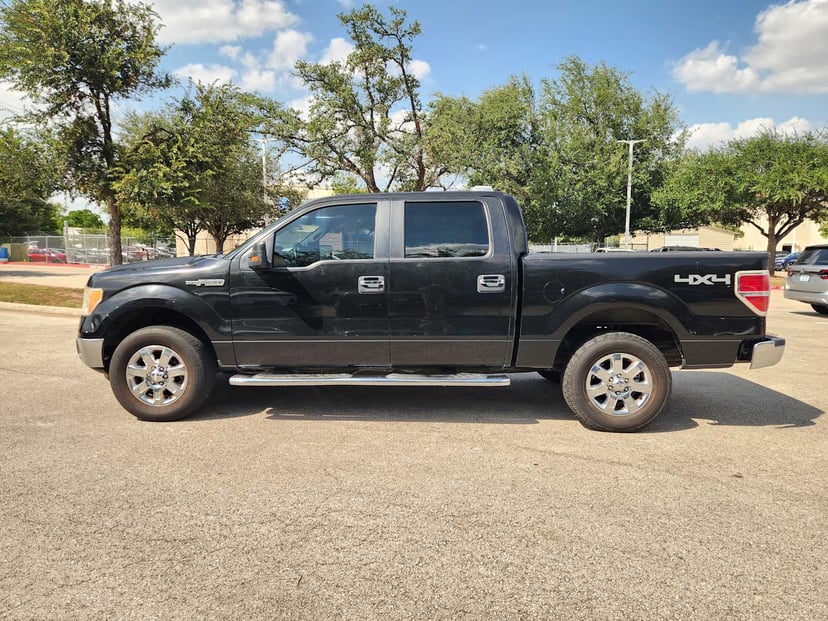2013 Ford F-150 - Image 2