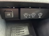 2026 Jeep Grand Wagoneer L - Preview 6
