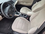 2017 Hyundai Elantra - Preview 12