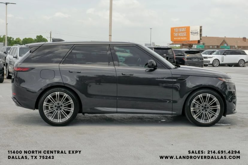2026 Land Rover Range Rover Sport - Image 3