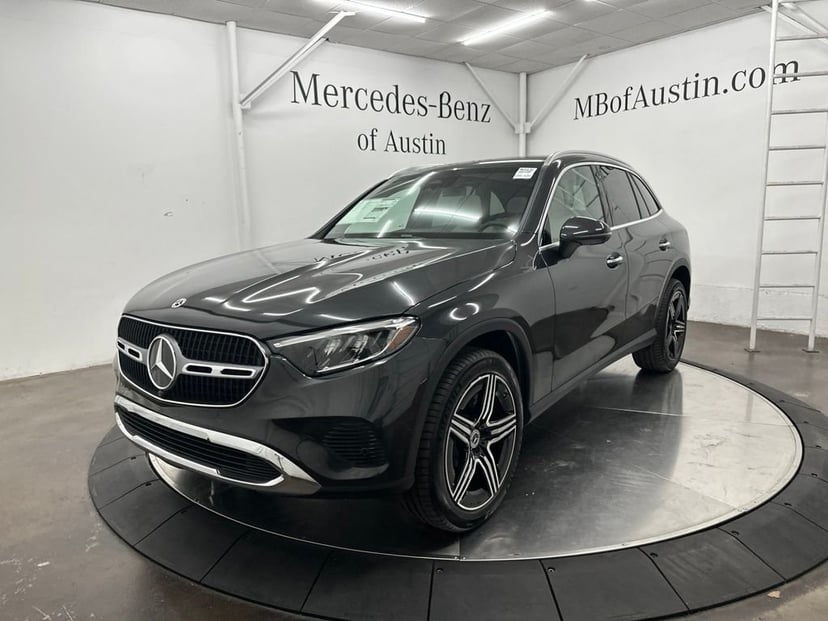 2027 Mercedes-Benz GLC - Image 2
