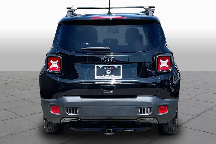 2020 Jeep Renegade - Image 3