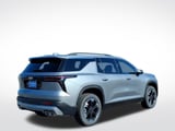 2027 Chevrolet Traverse - Preview 3