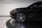 2026 Porsche Cayenne - Preview 11