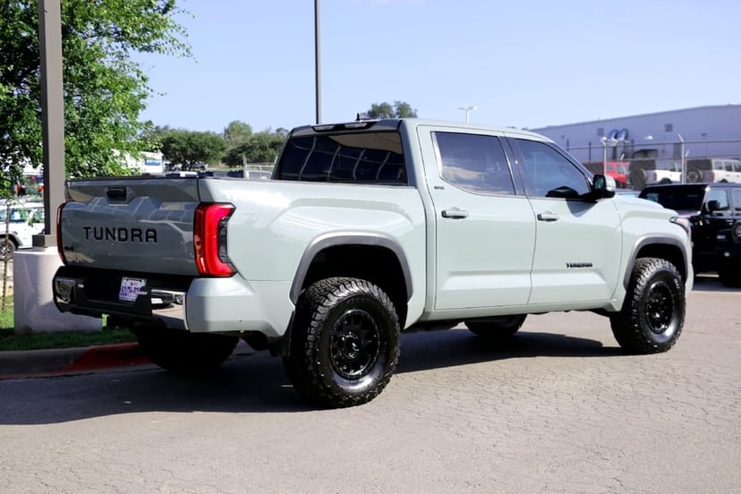 2022 Toyota Tundra - Image 3