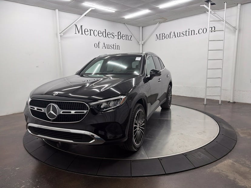 2027 Mercedes-Benz GLC - Image 1