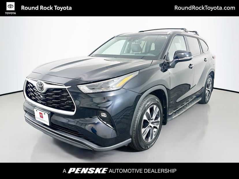 2024 Toyota Highlander - Image 1