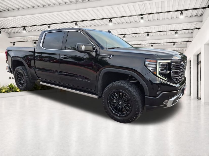 2024 GMC Sierra 1500 - Image 1