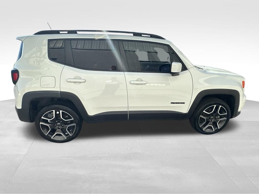 2021 Jeep Renegade Latitude - Image 2