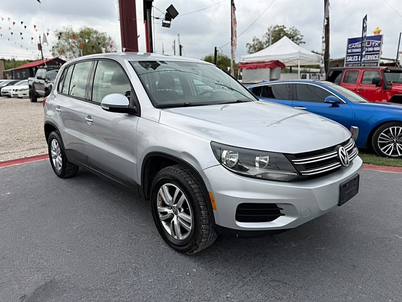 2014 Volkswagen Tiguan - Image 1