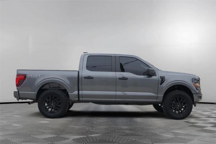 2025 Ford F-150 - Image 2