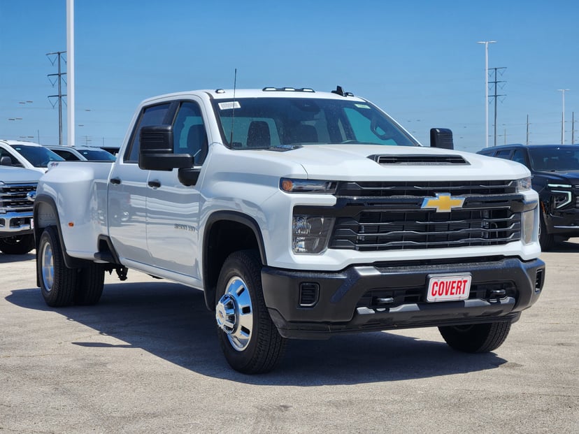 2026 Chevrolet Silverado HD - Image 2