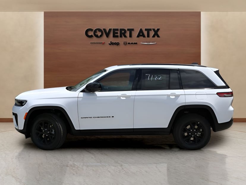 2026 Jeep Grand Cherokee - Image 1