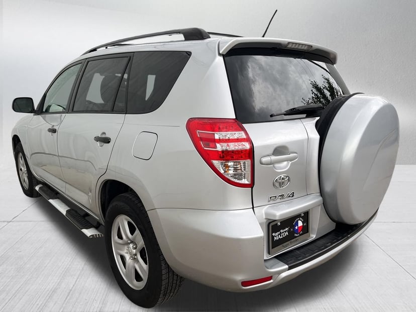 2012 Toyota RAV4 - Image 3