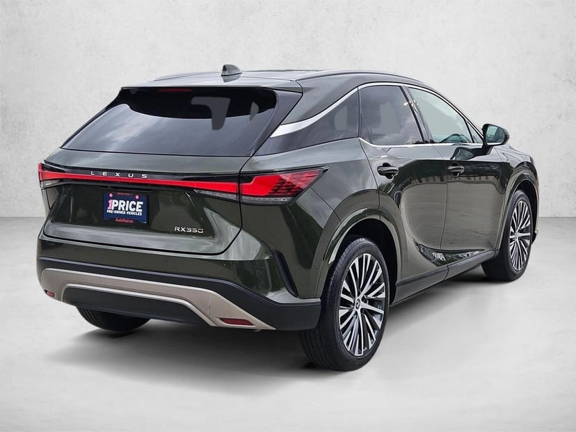 2023 Lexus RX - Image 3