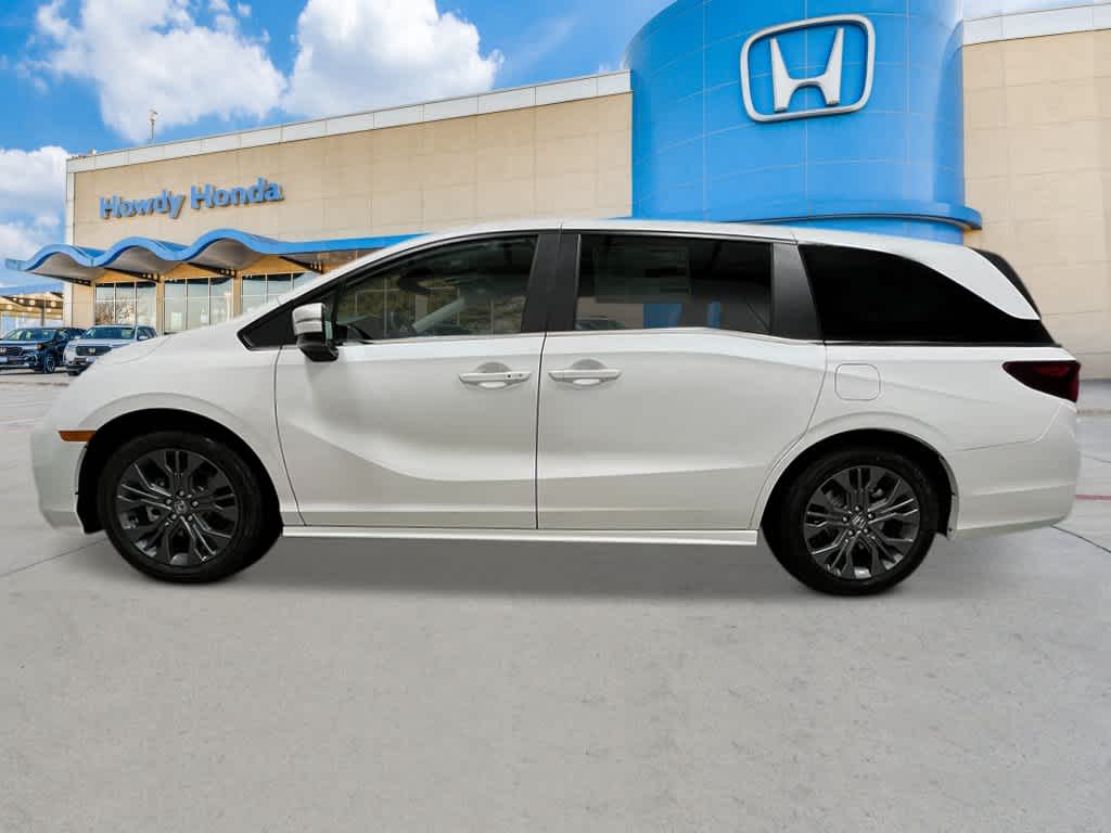 2027 Honda Odyssey - Image 2