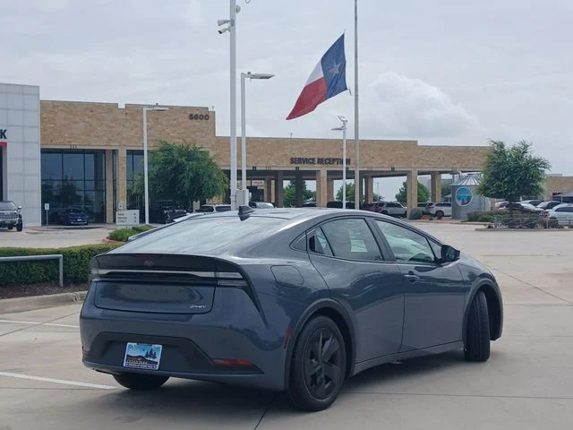 2026 Toyota Prius Prime - Image 3