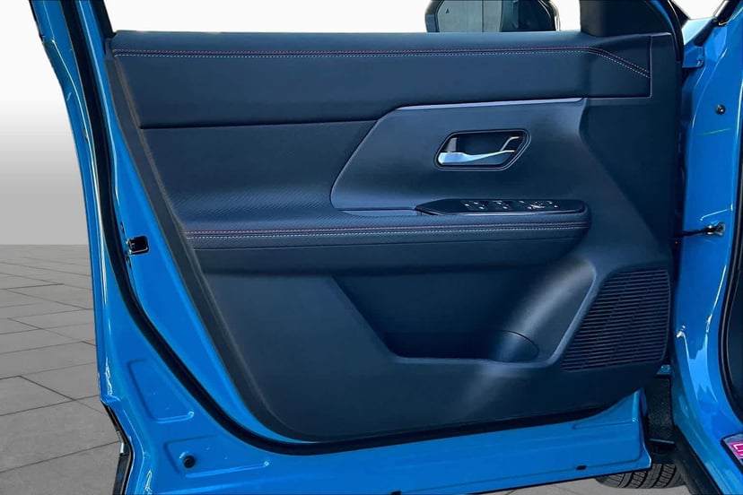 2026 Nissan Kicks MPV - Image 3