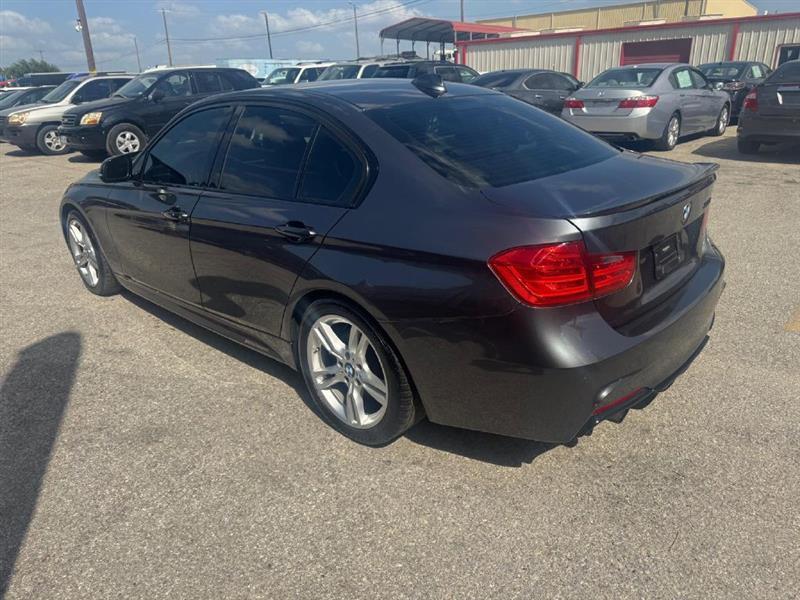 2015 BMW 3 Series - Image 3