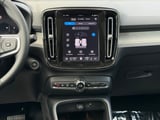 2026 Volvo XC40 - Preview 12