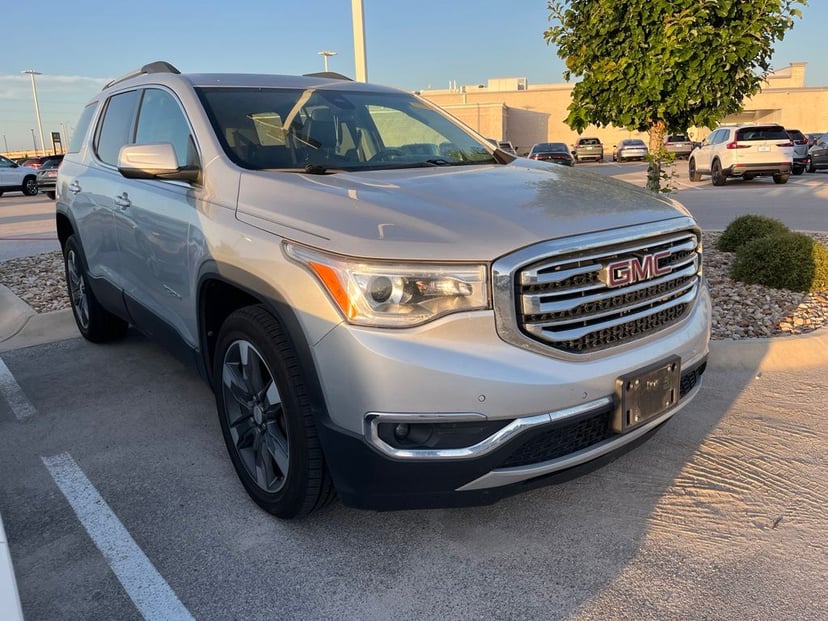 2017 GMC Acadia - Image 1