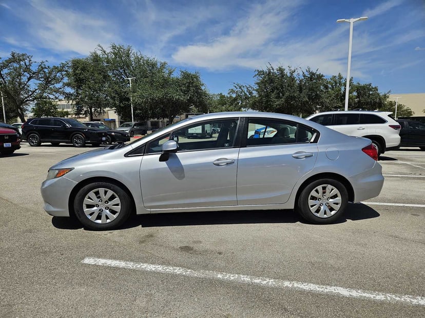 2012 Honda Civic - Image 2