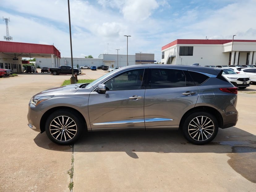 2026 Acura RDX - Image 2