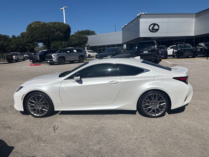2022 Lexus rc - Image 1