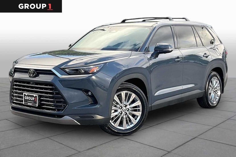 2024 Toyota Grand Highlander - Image 1