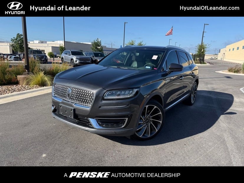 2019 Lincoln Nautilus - Image 1