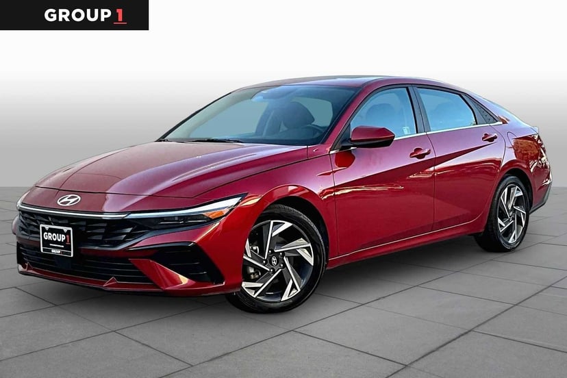 2025 Hyundai Elantra - Image 1