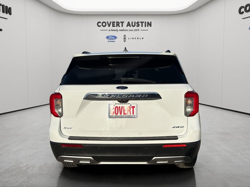 2023 Ford Explorer - Image 3