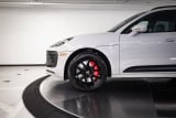 2026 Porsche Macan - Preview 11