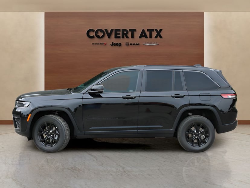 2026 Jeep Grand Cherokee Altitude - Image 2