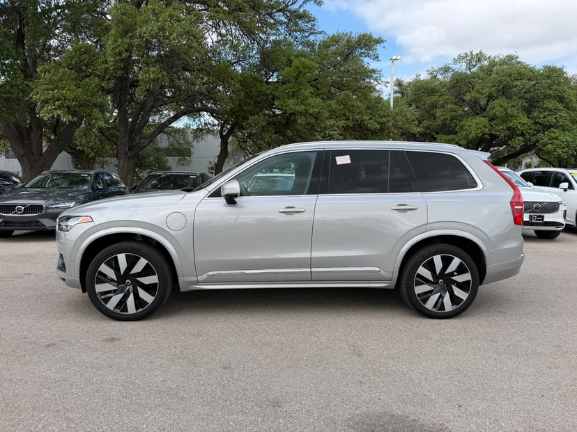 2024 Volvo XC90 - Image 3