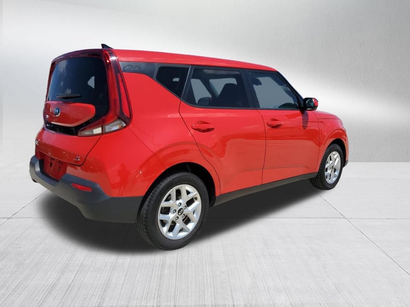 2021 Kia Soul - Image 2