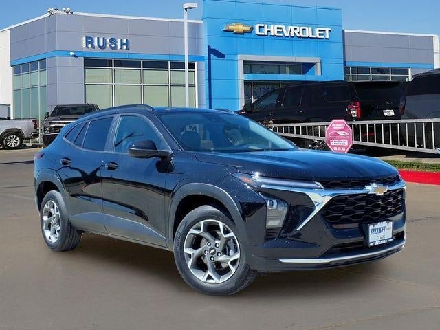 2025 Chevrolet Trax - Image 1