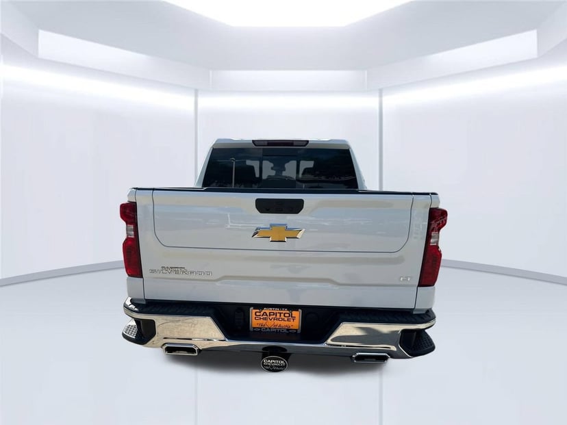 2026 Chevrolet Silverado 1500 - Image 2