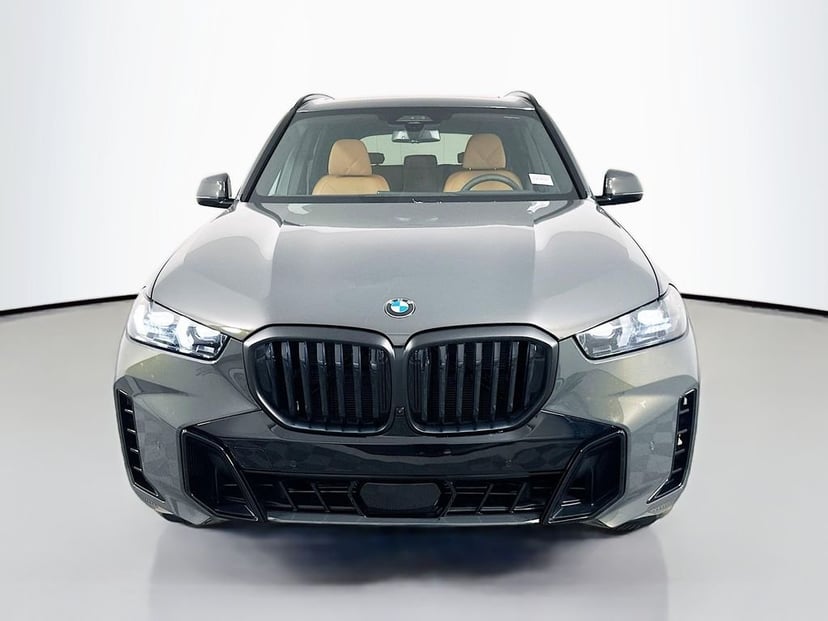2026 BMW X5 - Image 3