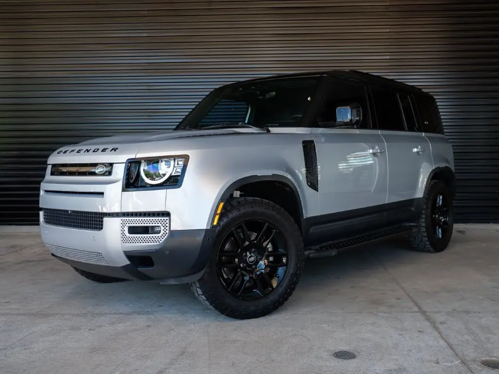 2023 Land Rover Defender - Image 1