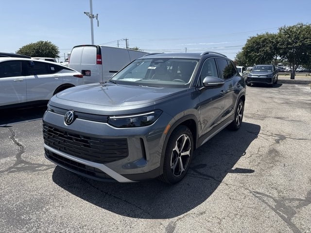 2026 Volkswagen Tiguan - Image 1