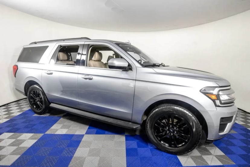 2024 Ford Expedition MAX - Image 1