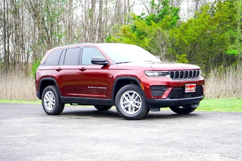2026 Jeep Grand Cherokee - Image 1