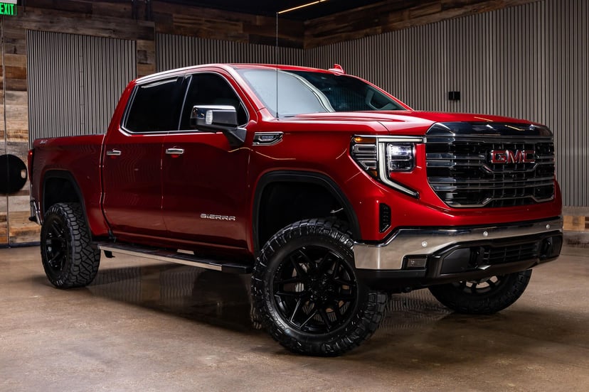 2022 GMC Sierra 1500 - Image 1