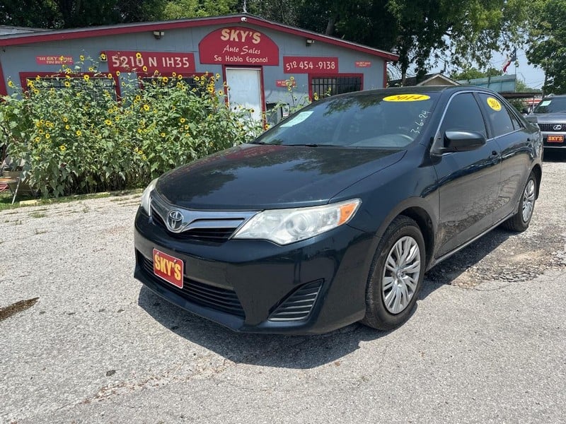 2014 Toyota Camry L - Image 1