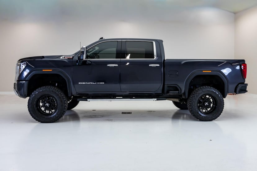 2024 GMC sierra-2500hd - Image 3