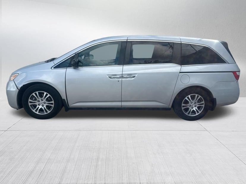 2012 Honda Odyssey - Image 2