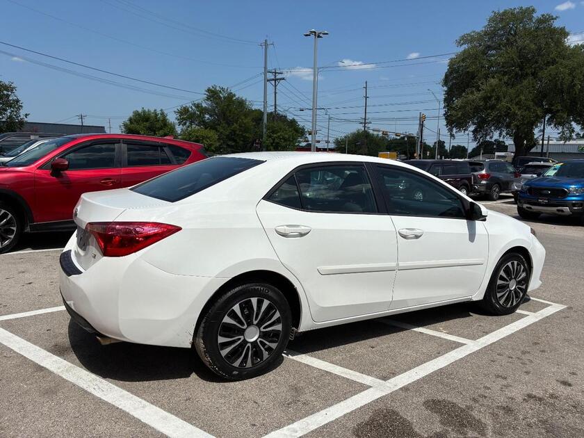 2018 Toyota Corolla - Image 3